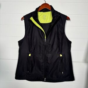 Zero Restrictions vest Men’s Large